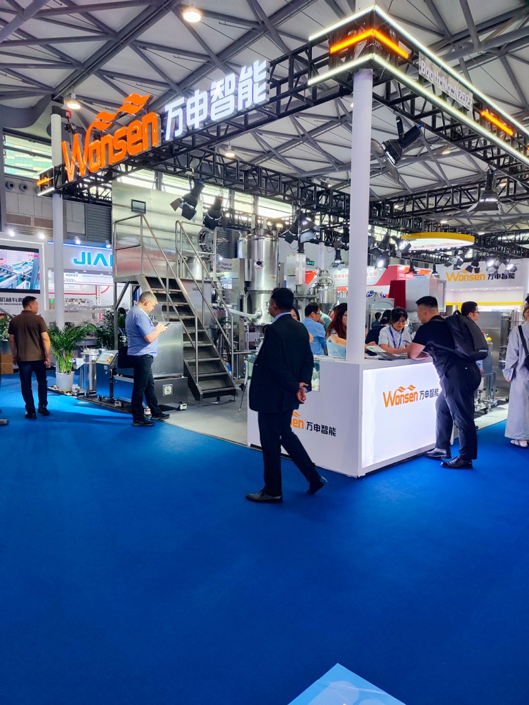 aixlab100725001.jpg